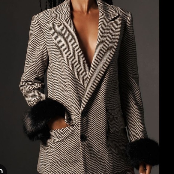 Le Superbe- NWT Black & Grey Chevron David Boa Fur Cuff Blazer Jacket - Picture 3 of 10